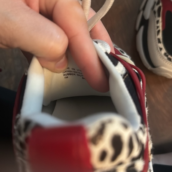 Stylish Red and Black Animal Print Sneakers - Picture 5 of 5